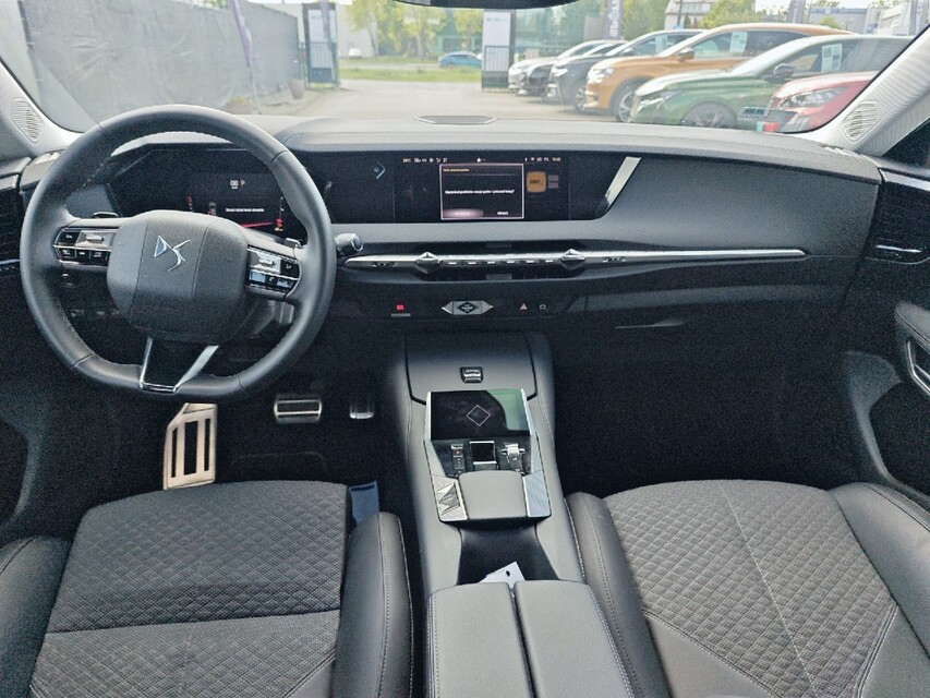 DS Automobiles DS 4