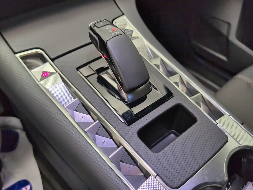 DS Automobiles DS 7 Crossback