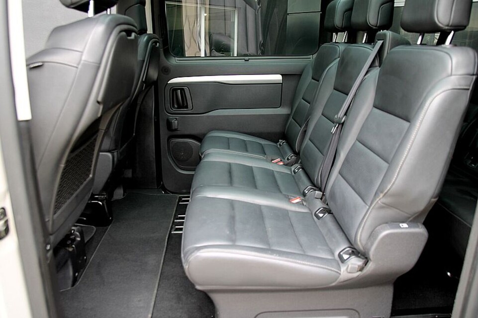 Peugeot Traveller