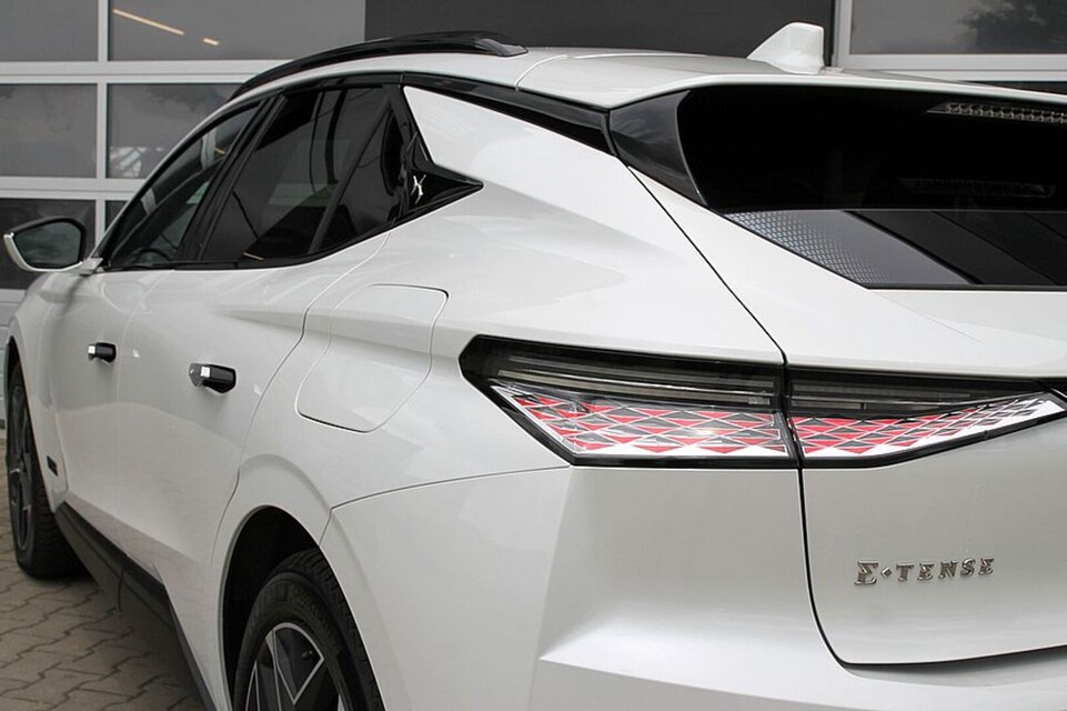 DS Automobiles DS 4 Crossback