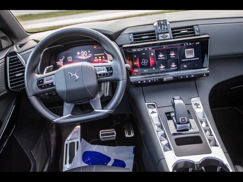 DS Automobiles DS 7 Crossback