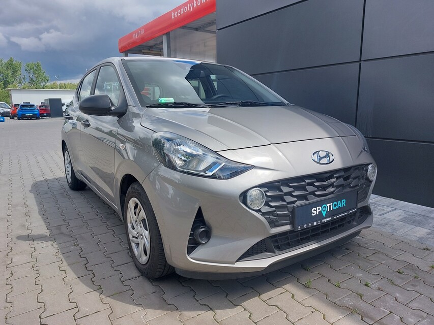 Hyundai i10