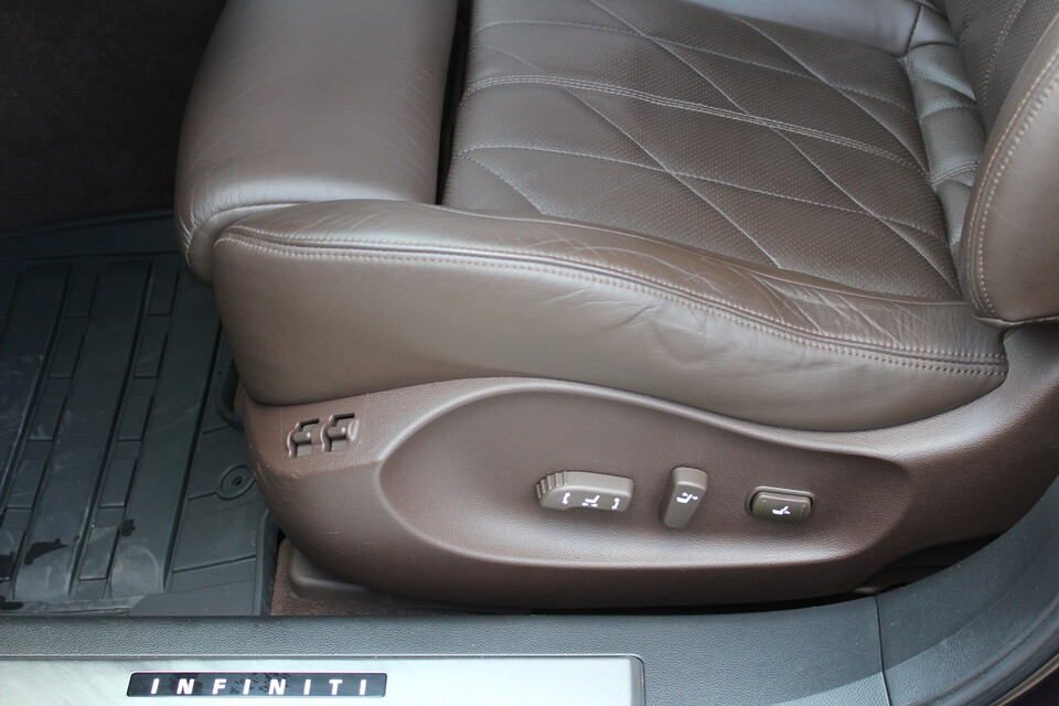Infiniti FX