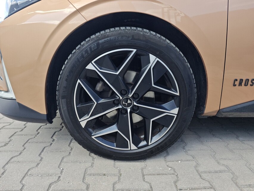 DS Automobiles DS 4