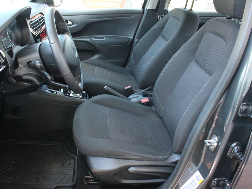 Peugeot 301