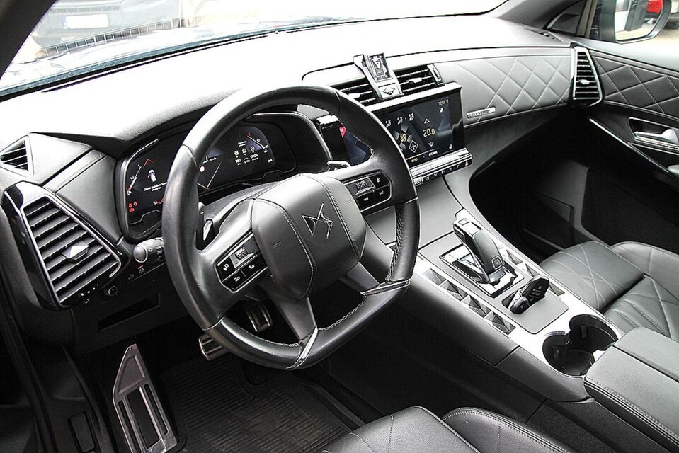 DS Automobiles DS 7 Crossback