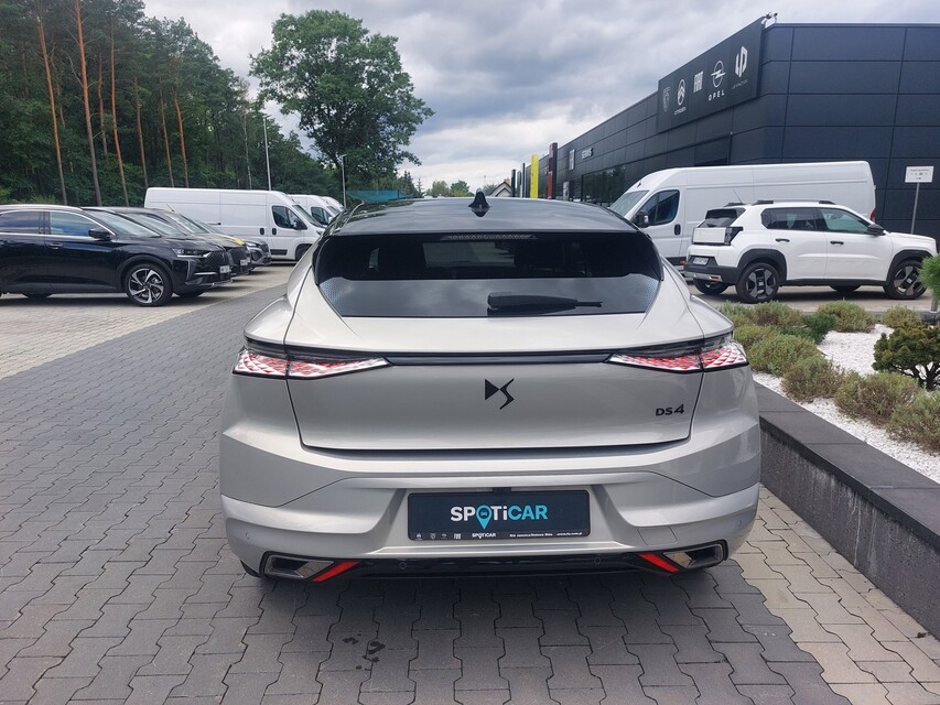 DS Automobiles DS 4