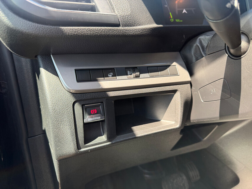 Peugeot Traveller