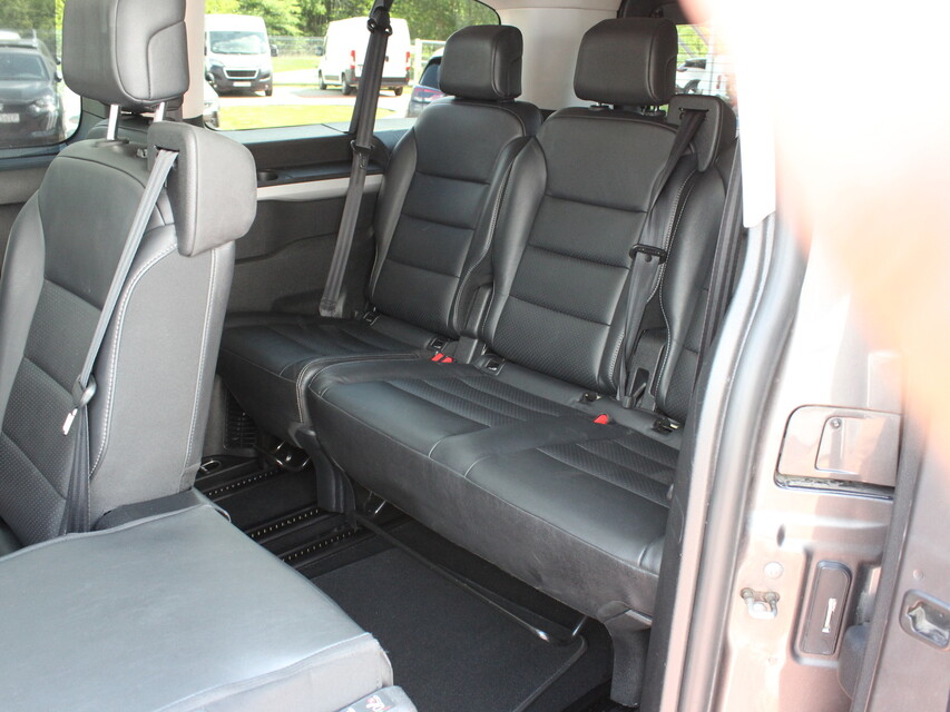 Peugeot Traveller