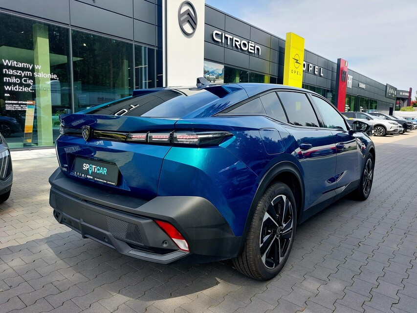 Peugeot 408
