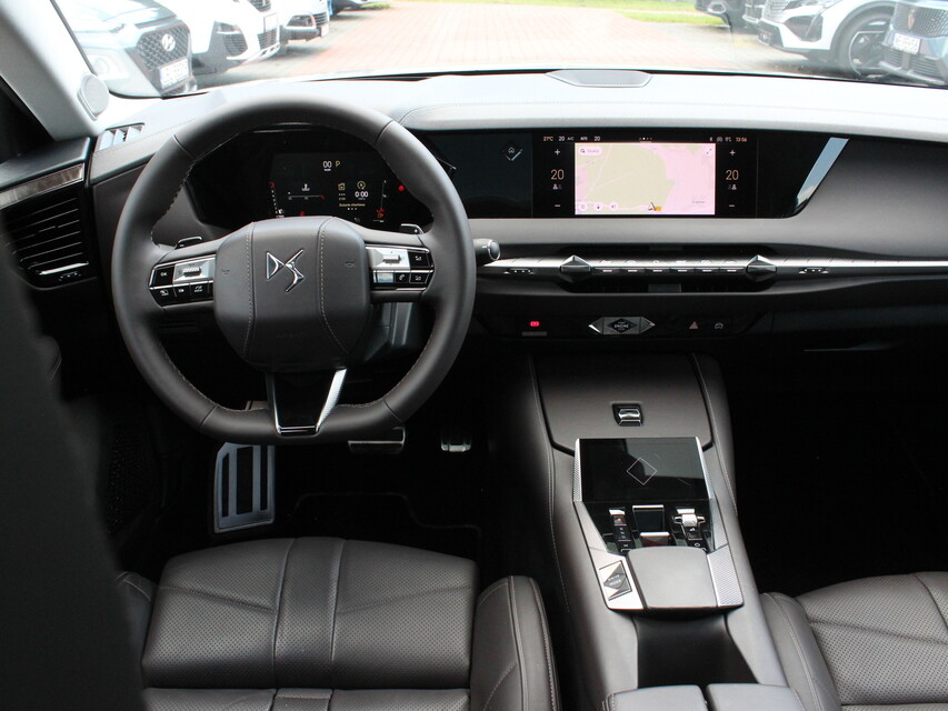 DS Automobiles DS 4