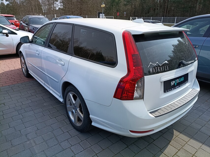 Volvo V50