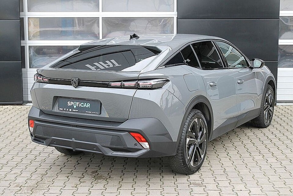 Peugeot 408