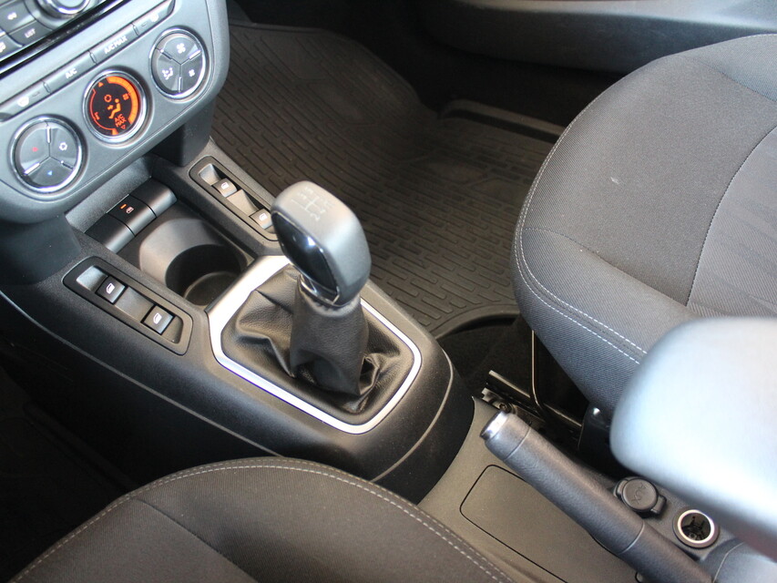 Peugeot 301