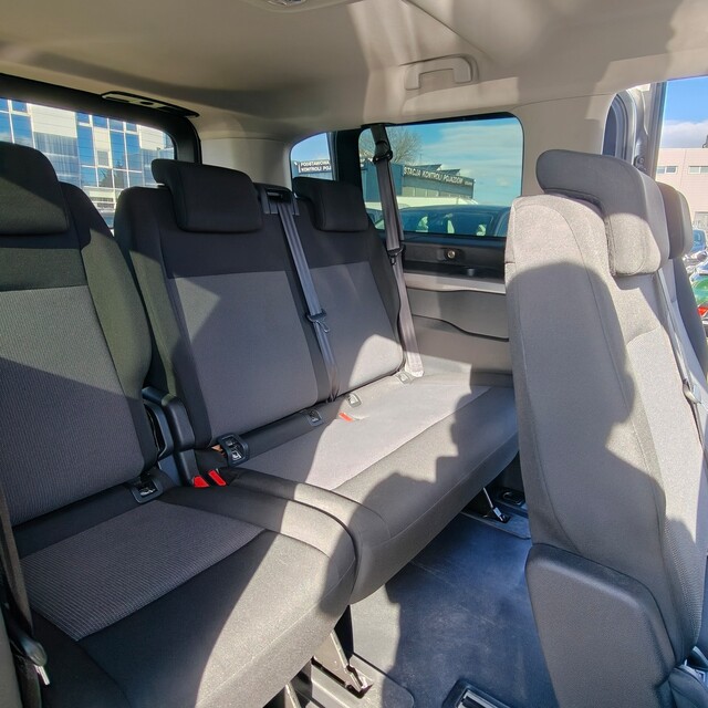 Peugeot Traveller