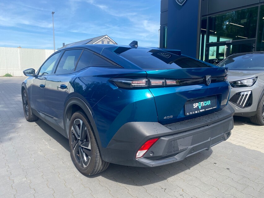 Peugeot 408