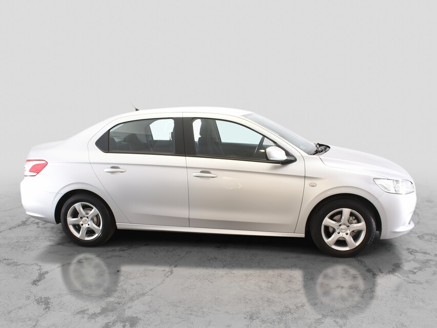 Peugeot 301
